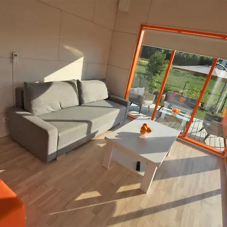 酒店 Tamula Cube House *